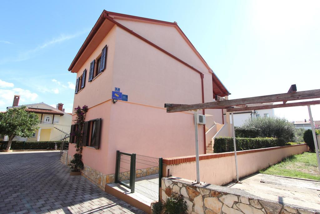 Apartments Maruchita Rovinj Bagian luar foto