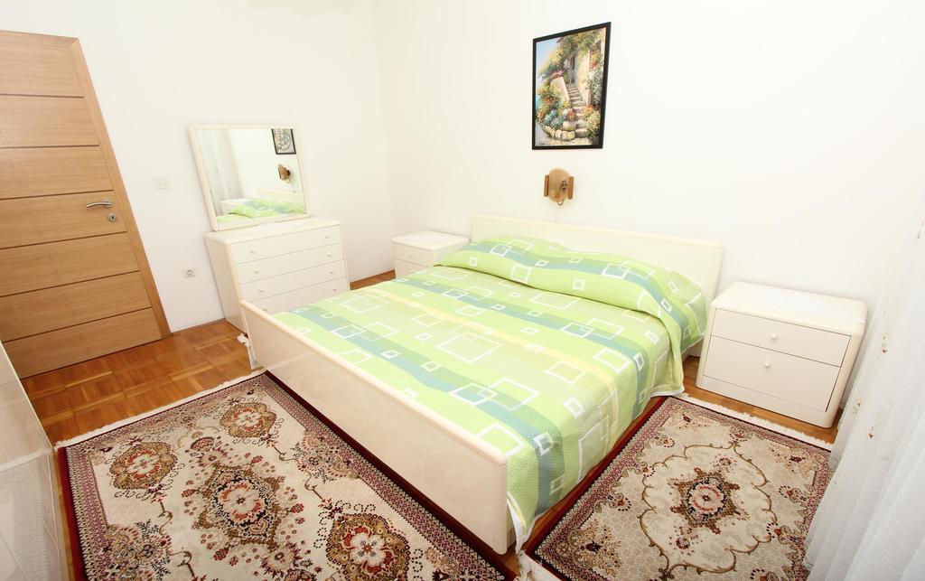 Apartments Maruchita Rovinj Bagian luar foto