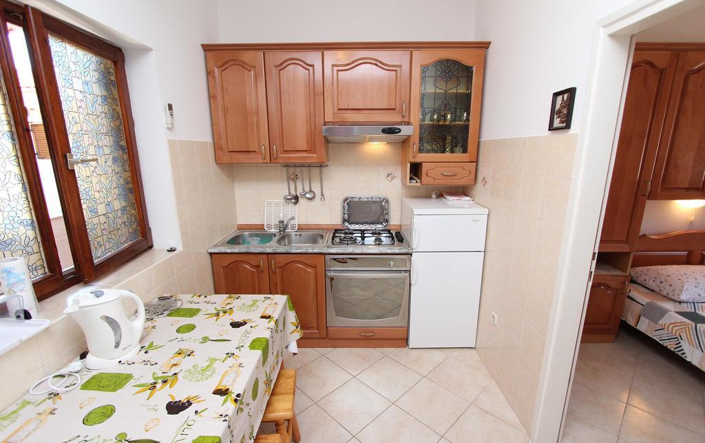 Apartments Maruchita Rovinj Bagian luar foto