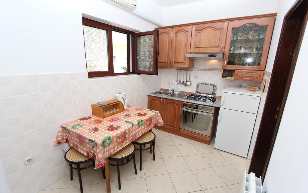 Apartments Maruchita Rovinj Bagian luar foto