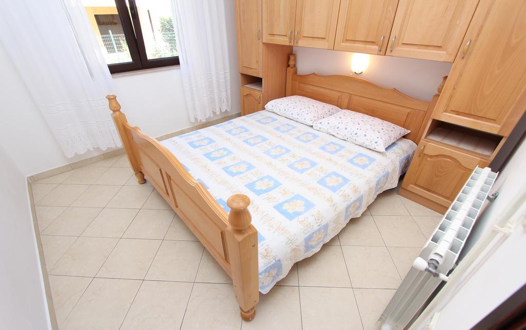 Apartments Maruchita Rovinj Bagian luar foto