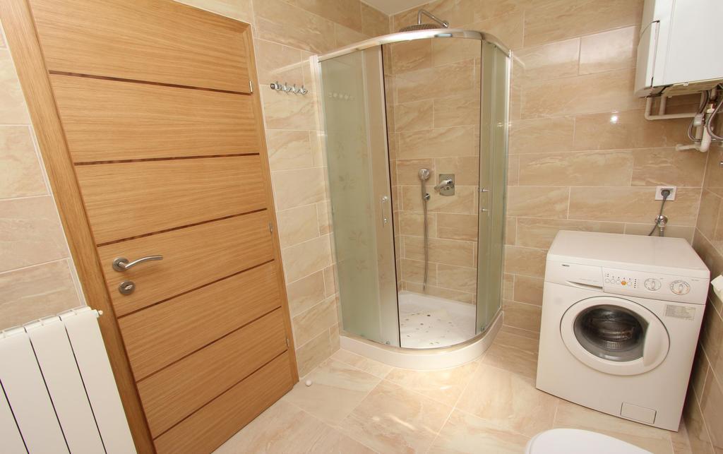 Apartments Maruchita Rovinj Bagian luar foto