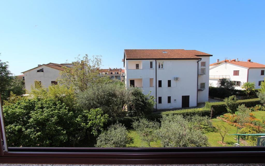 Apartments Maruchita Rovinj Bagian luar foto